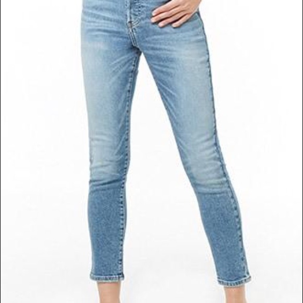MOM jeans
